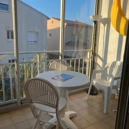 3 Near The Beaches Appartement