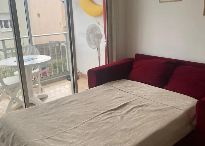 3 Near The Beaches * سيكس-فور-لو-بلاج